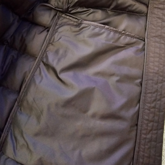 NWT Women's Winter Jacket 32 Degree Heat Small | Acai Berry Color | Never Worn - Picture 8 of 8